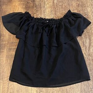 Decree Elegant Black Off-Shoulder Blouse